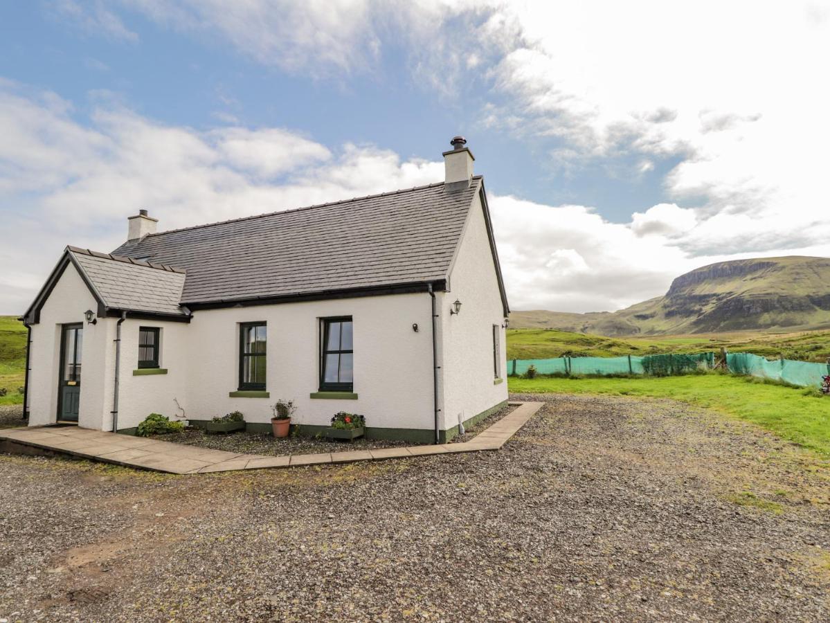 Ridge End Cottage Kilmaluag Exterior photo
